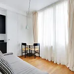 Pick A Flat\'S Studios In Madeleine - Rue Tronchet